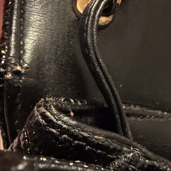 Elegant Vtg Givenchy Paris Black Embossed Lizard Women's Handbag Clutch - Picture 12 of 13